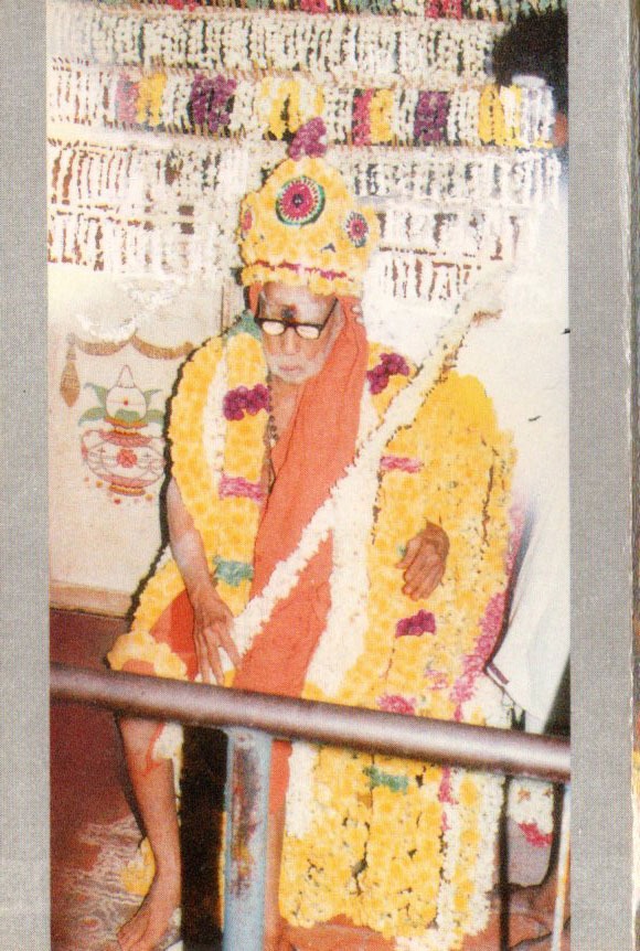 ஸ்ரீ ஸ்ரீ ஸ்ரீ மஹா பெரியவாள் திவ்ய தரிசனம்